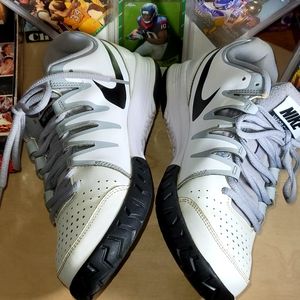 Nike Mens Vapor Court 631703-101 White Running Shoes Lace Up Low Top Size 8.5